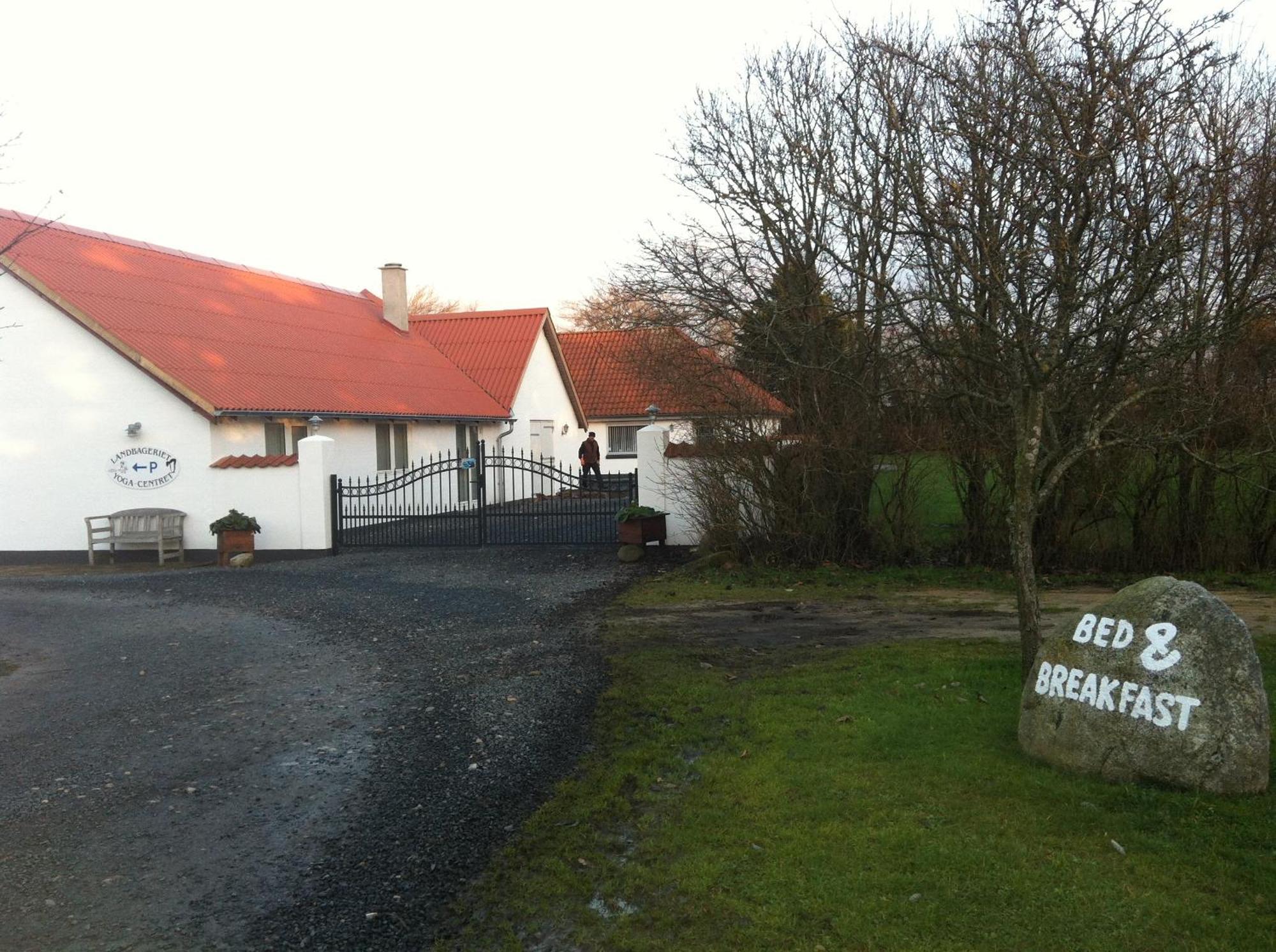 Sov Godt I Arnborg Bed & Breakfast Exterior photo